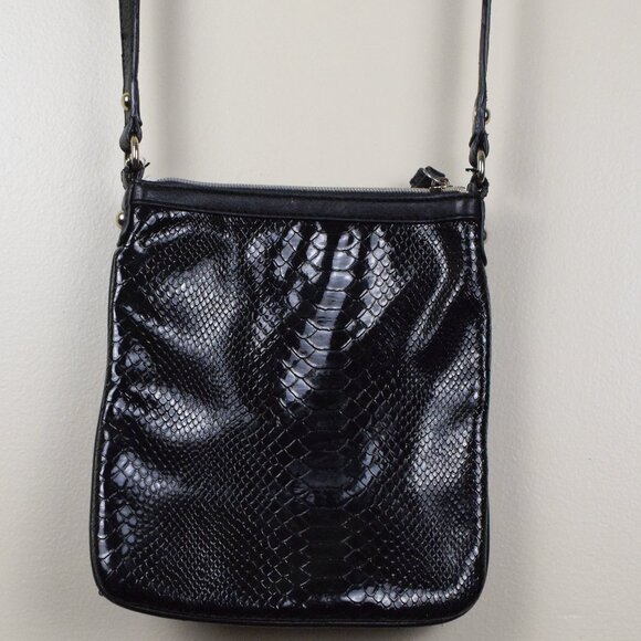 GUESS Barletta Black Crossbody Purse Snake Skin Patent Messenger Handbag Buckles - Picture 6 of 10